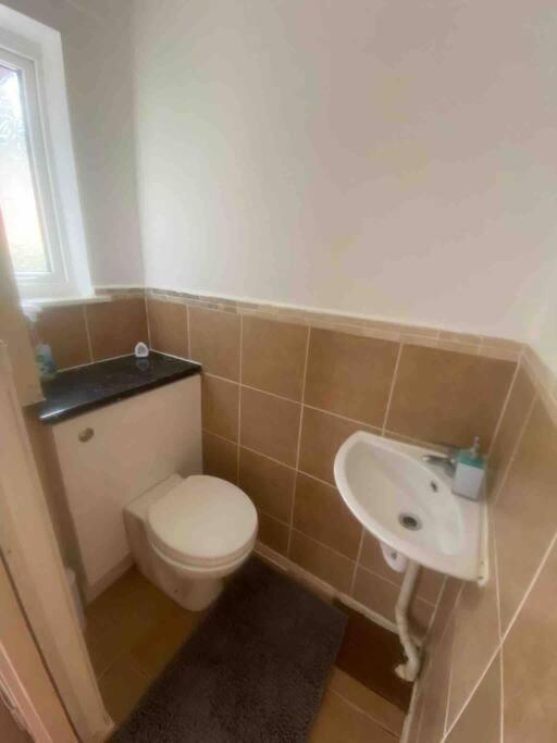 Manchester - Eccles - Business - Contractors - Families - Discounts Available Luaran gambar